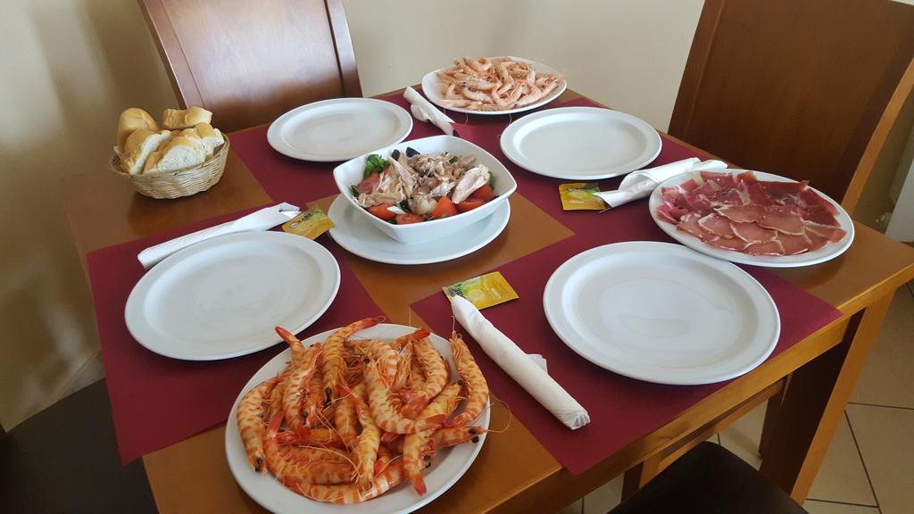 Hostal Galicia Дон-Бенито Экстерьер фото