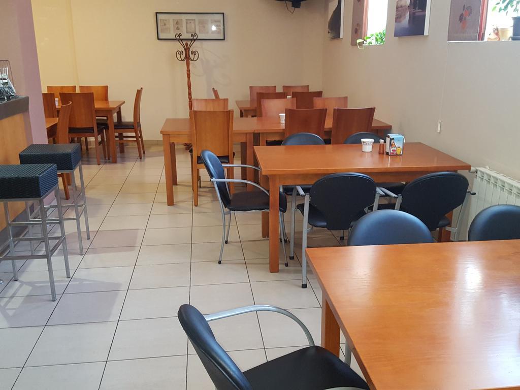 Hostal Galicia Дон-Бенито Экстерьер фото