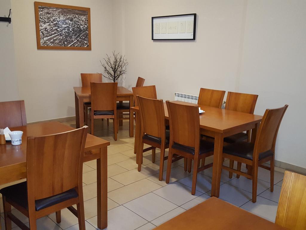 Hostal Galicia Дон-Бенито Экстерьер фото